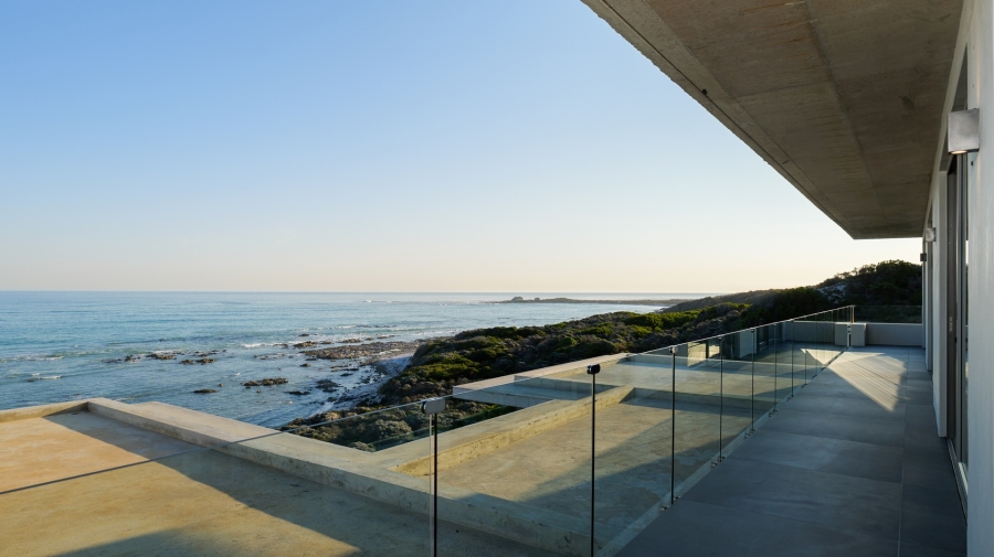 5 Bedroom Property for Sale in Suiderstrand Western Cape